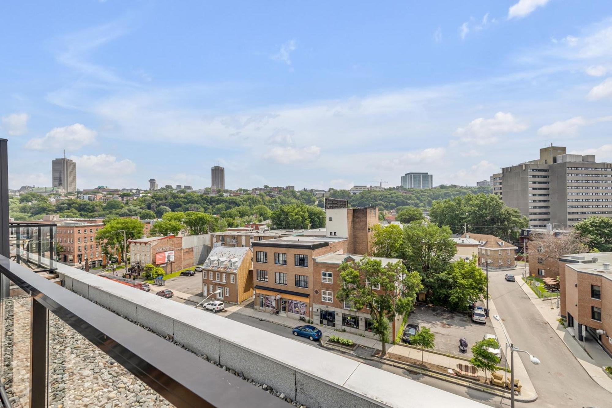 Initial / Wave + Parking / Centre-Ville De Quebec Exterior photo